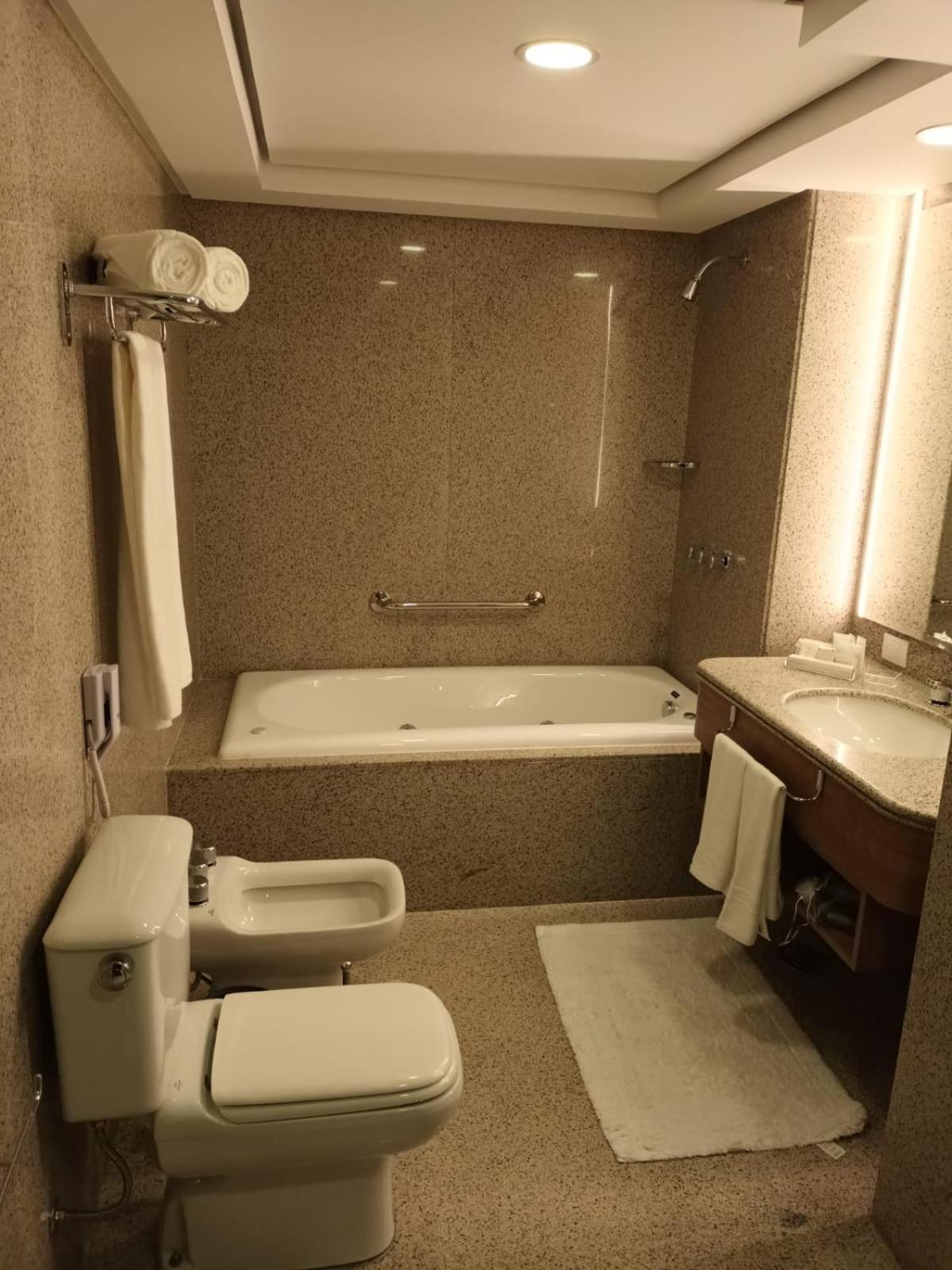 White Plaza Hotel Куритиба Экстерьер фото